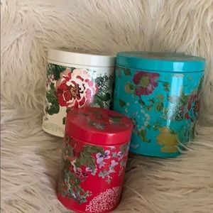 Pioneer Woman canisters